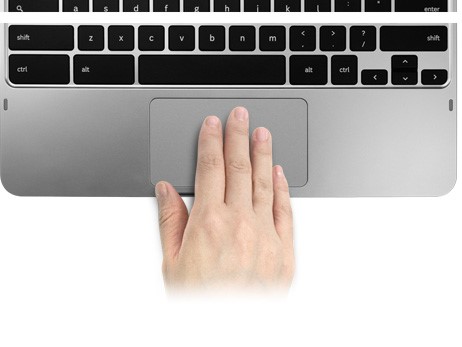 Bàn rê cảm ứng đa điểm Touchpad mang lại nhiều sự tiện lợi